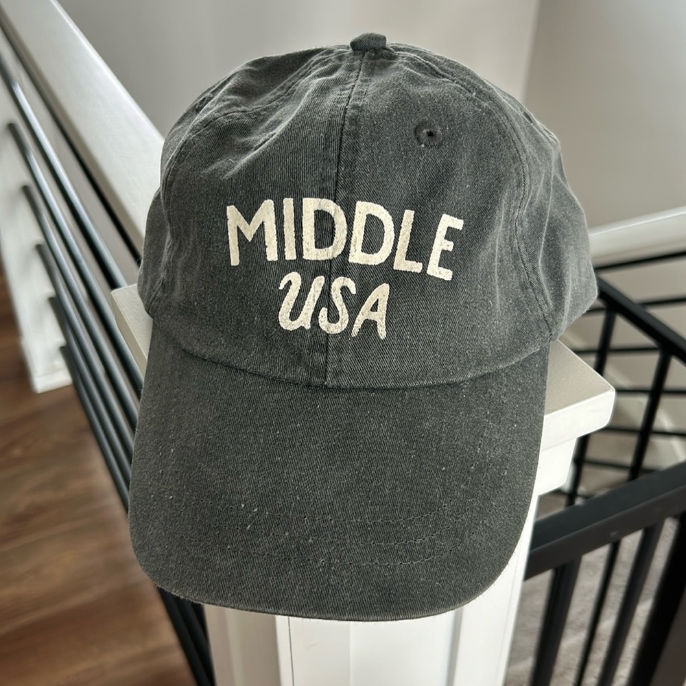Middle USA baseball hat